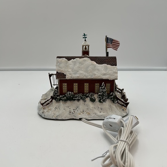 Hawthorne Village Winter Memories Little Red School House” Terry Redlin -  2000 - Picture 8 of 16